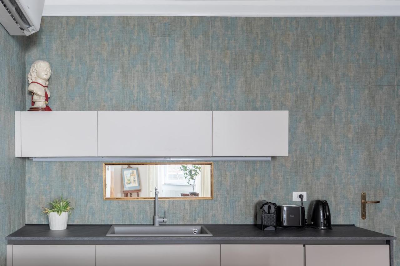 Iflat Modern Apartment In The Monti Area Рим Экстерьер фото