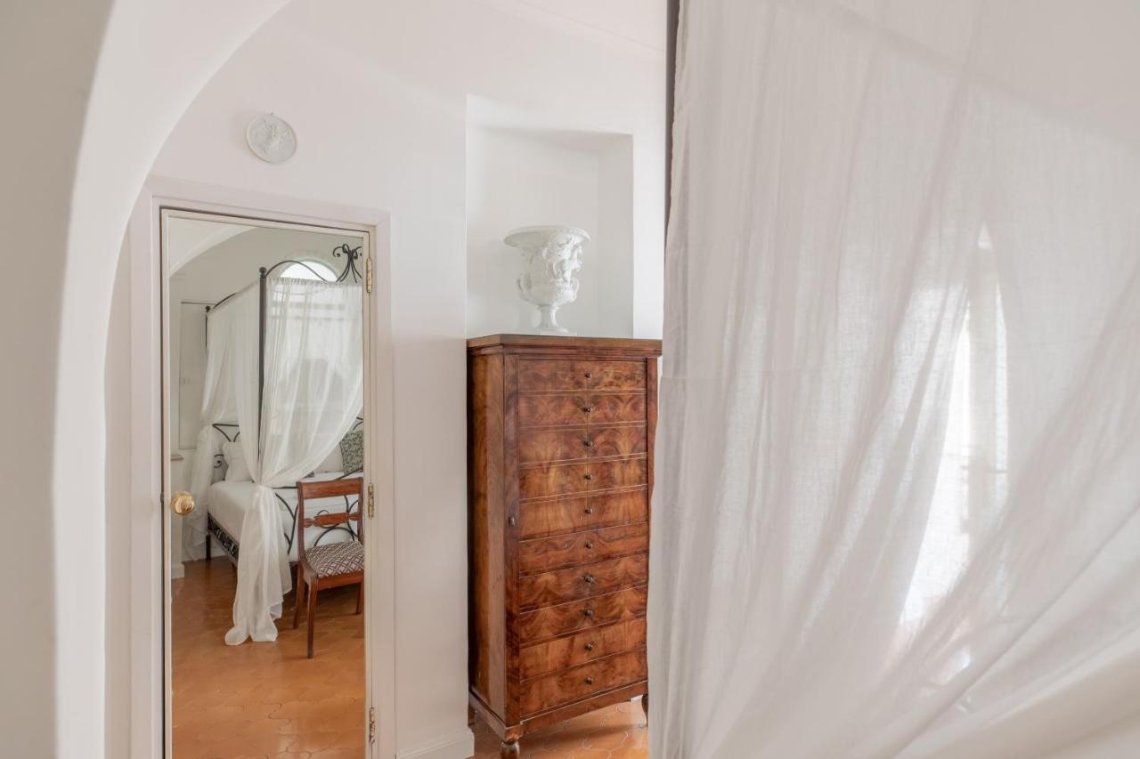Iflat Modern Apartment In The Monti Area Рим Экстерьер фото