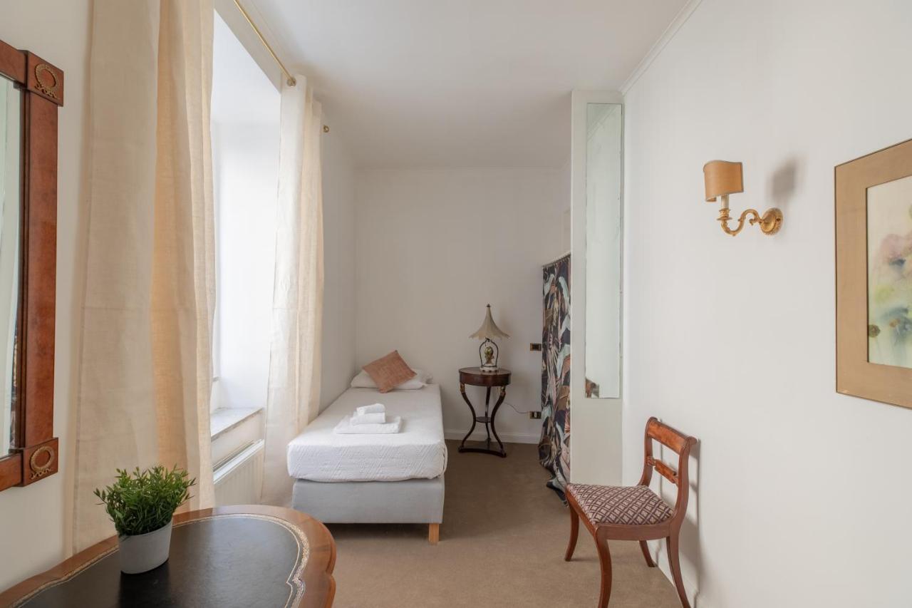 Iflat Modern Apartment In The Monti Area Рим Экстерьер фото